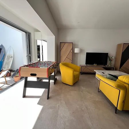 Villa Maison Rénovée Avec Patio à Pied *